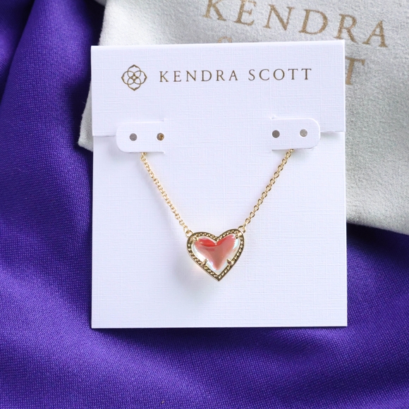 Kendra Scott Jewelry - Kendra Scott Ari Heart Necklace Dichroic Glass